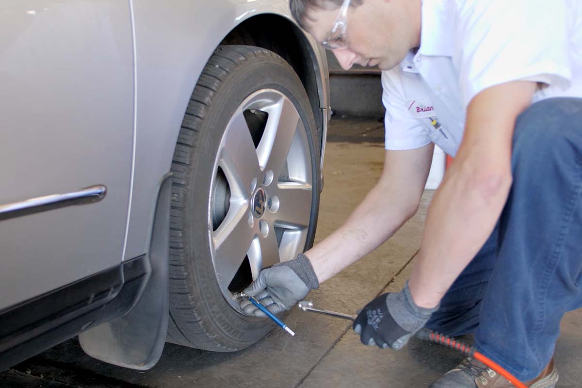 Les Schwab Tech Tip How Flat Tire Repair Works Les Schwab