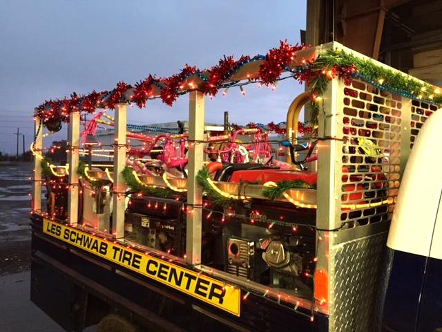 Les Schwab truck with Christmas decorations